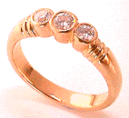 rubset three stone gold ring